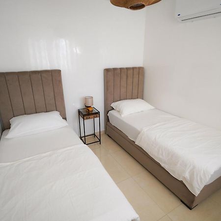 Appartement In Tanger City-5Min To The Beach-Free Parking Екстериор снимка
